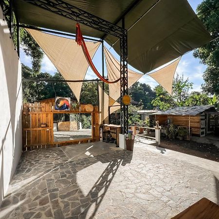 Unicorn Reborn - Peaceful Rentals Сан-Маркос-ла-Лагуна Экстерьер фото