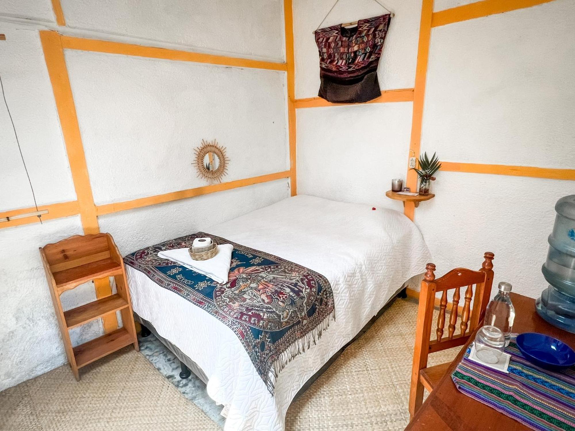 Unicorn Reborn - Peaceful Rentals Сан-Маркос-ла-Лагуна Экстерьер фото